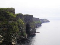 tanto per dare unâ€™idea, quelle lÃ¬ in alto sulla sinistra, piccole piccole, sono le persone che si affacciano a guardare il panorama