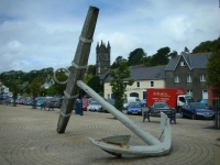 una delle tante cittadine in cui i riferimenti al mare e allâ€™arte della navigazione non mancano mai