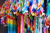 La gru Ã¨ uno degli animali sacri alla cultura giapponese. Si dice che esprimendo un desiderio, dopo aver fatto 1000 origami con questa forma, chiamati appunto le â€œmille gruâ€, il desiderio si realizzerÃ 