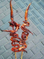 In Cina anche gli spiedini hanno forme cinesi