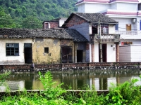 Tra i canali nel mezzo della cittÃ 