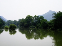 Ancora Guilin, paesaggi naturali sotto le verdi montagne