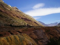 I colori lasciati dai minerali sulla roccia