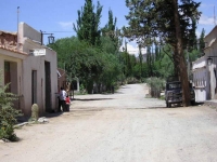 Cachi, il lento scorrere del tempo per le vie del paese