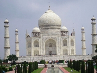 Sua maestÃ  il Taj Mahal