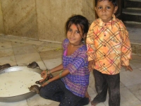 Piccoli praticanti indÃ¹ orgogliosi delle loro tradizioni